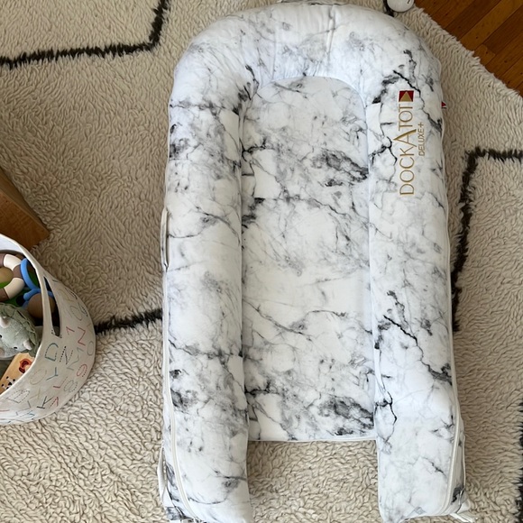 Anthropologie Other - Marble Docatot deluxe+
